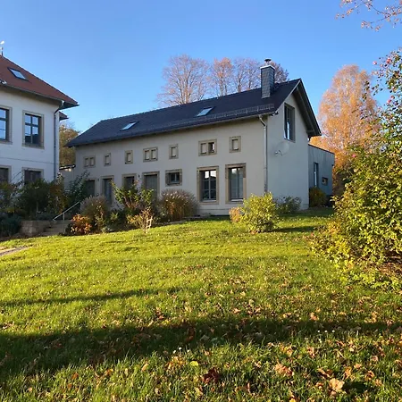 Haus Mathilda - Kurort Gohrisch - Kamin - Terrasse - Gartensauna - Parkplatz * Papstdorf